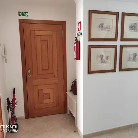 Apartamento Encantador Com Piscina